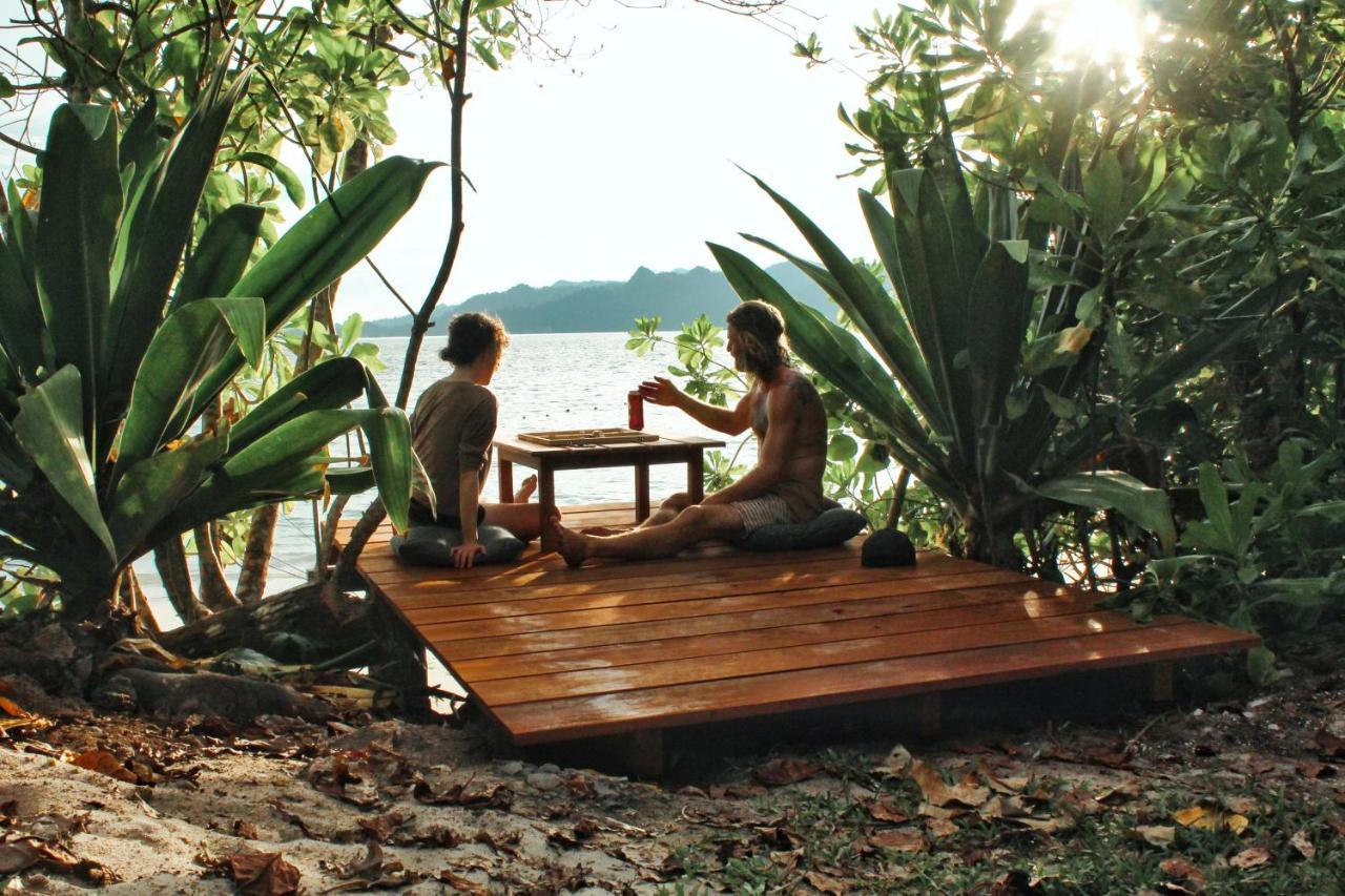 Raja Ampat Eco Lodge Tapokreng Exterior photo
