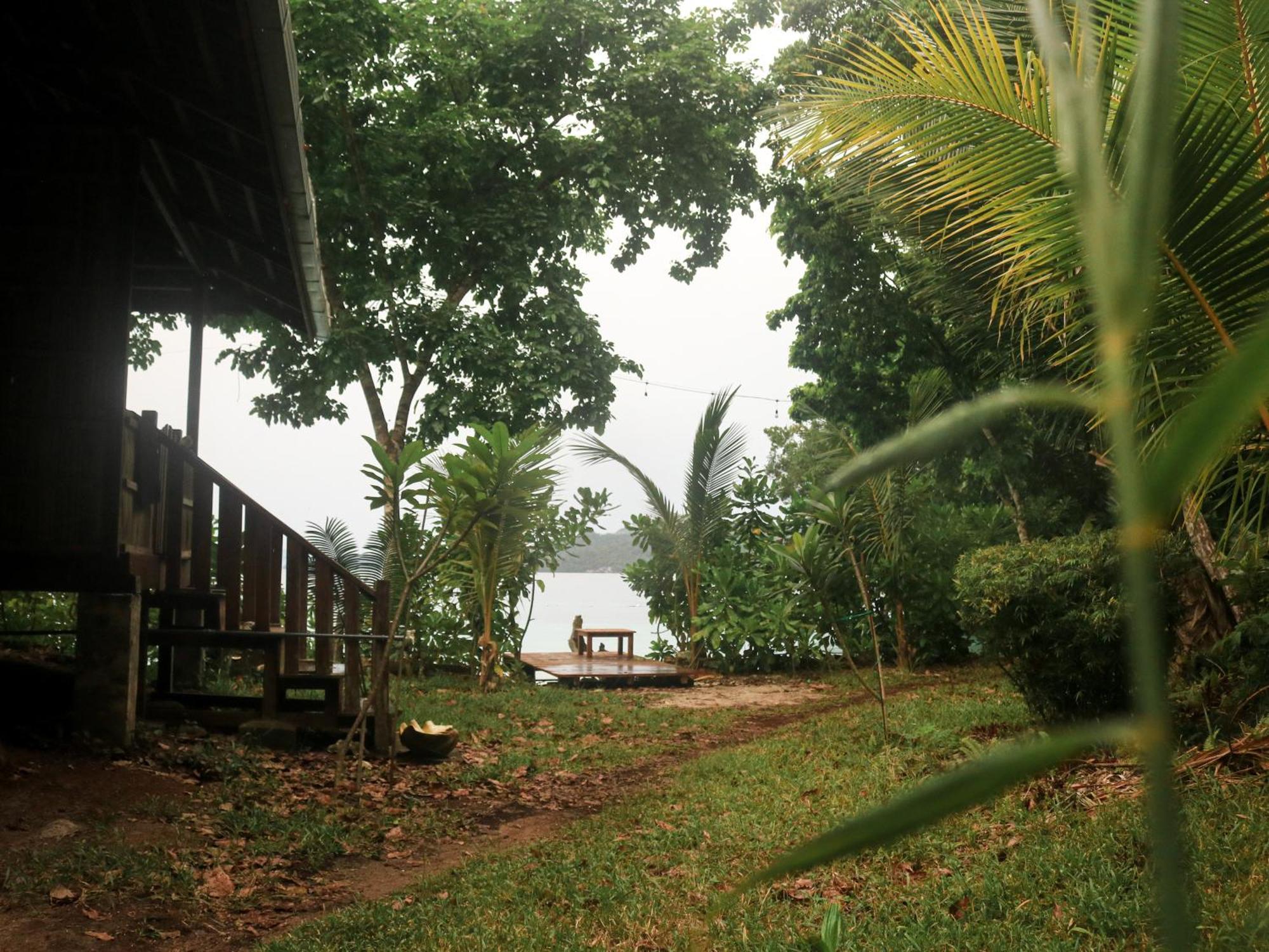Raja Ampat Eco Lodge Tapokreng Exterior photo